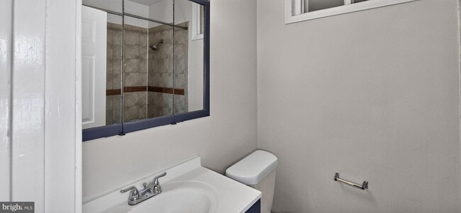 Photo - 1255 Meigs Pl NE