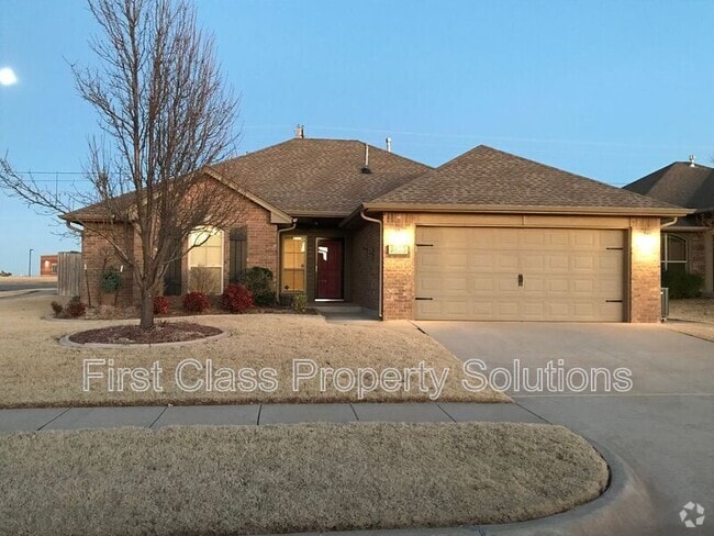 Building Photo - 3500 Arcadia Dr Rental