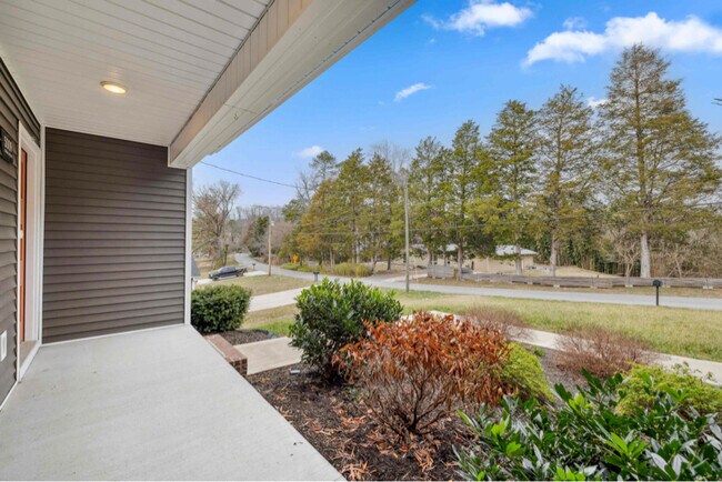 Photo - 5009 Spring Creek Rd