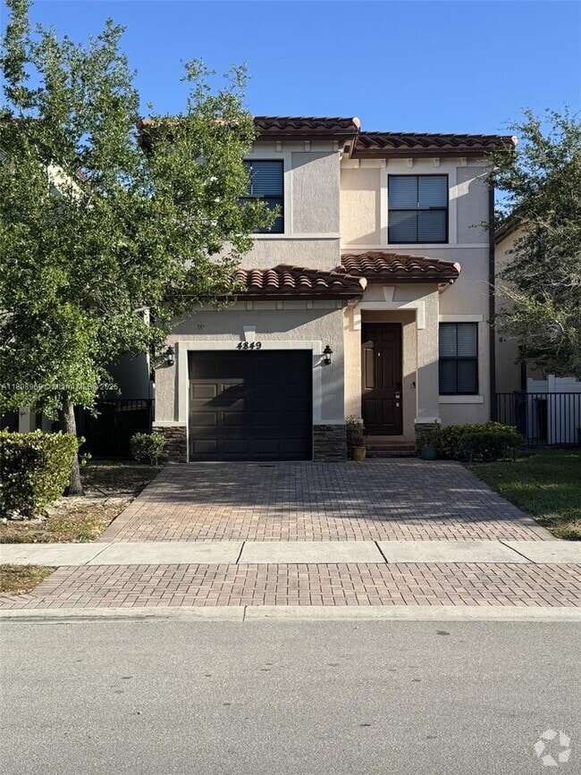 Building Photo - 4849 NW 57th Ct Rental