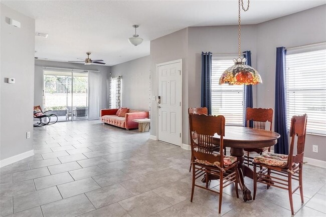 Photo - 3825 Quaint Ln