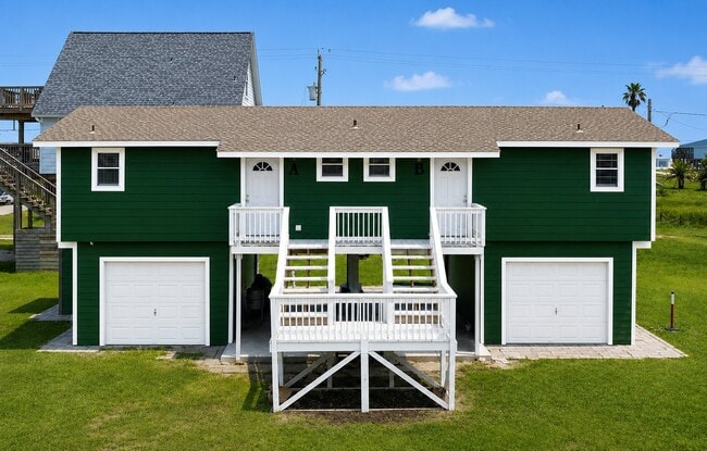 Building Photo - 403 Fort Velasco Dr