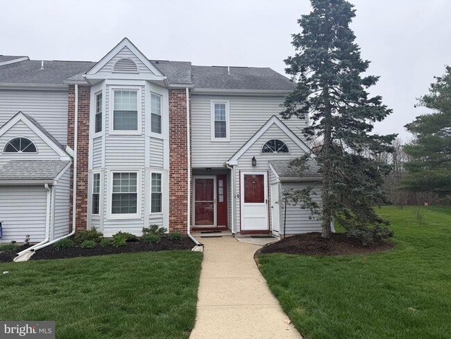 Building Photo - 106 Pinewood Dr