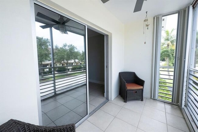 Photo - 3216 SE 8th St Unit 202