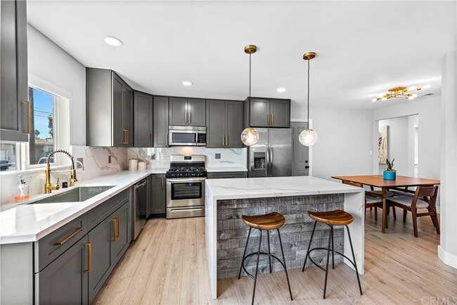 Photo - 5136 Alumni Pl