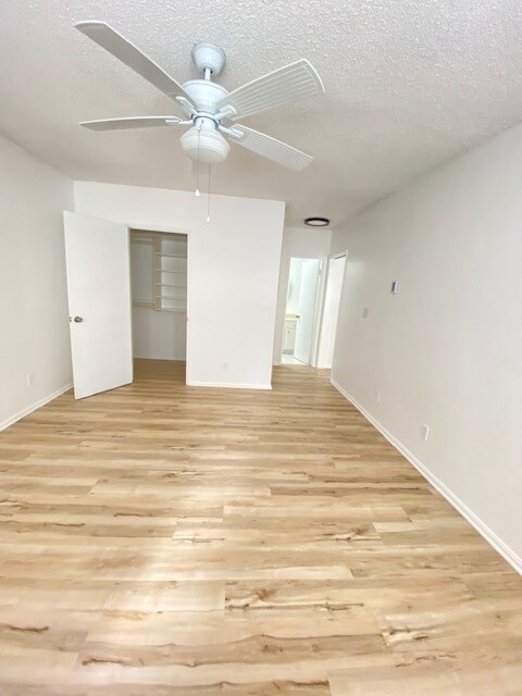 Closet Bedroom #2 - 529 California Ave