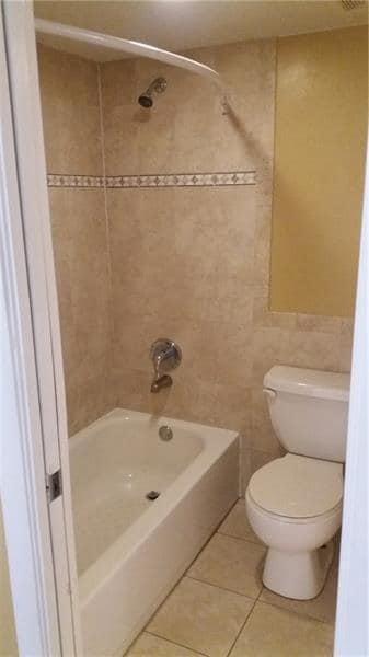 Photo - 2947 Riverside Dr Unit 129