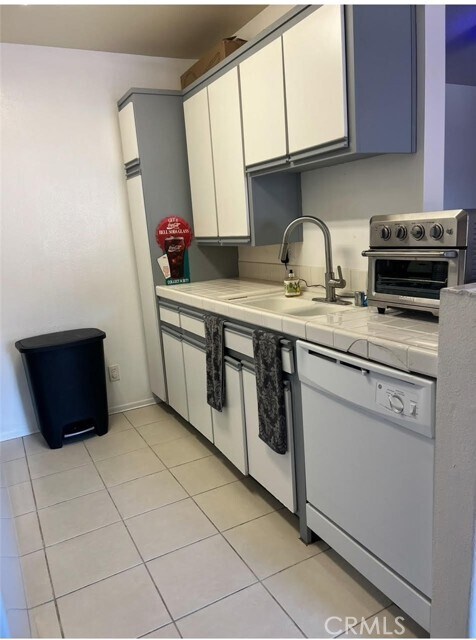 Photo - 15455 Sherman Way Unit 11