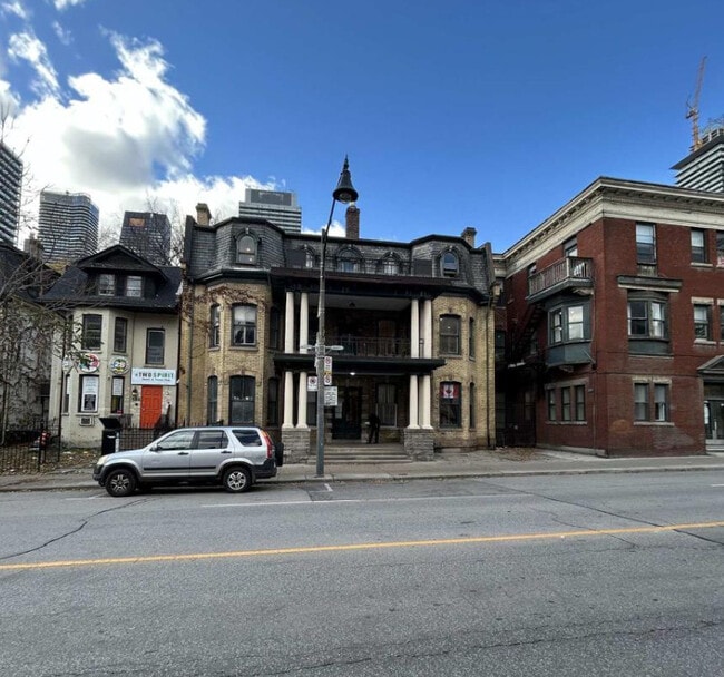 Building Photo - 592-596 Church St & 67-71 Gloucester St