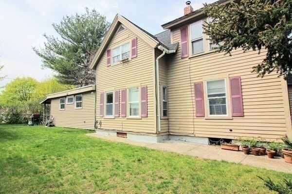 Photo - 111 Lakewood St