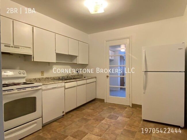 Building Photo - 311 Everett St