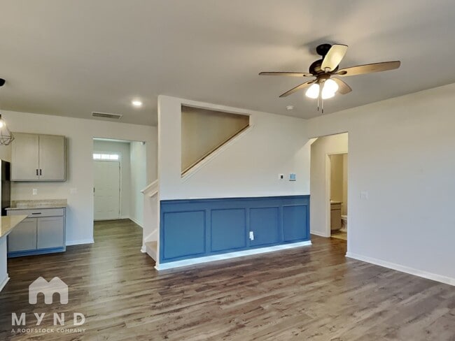 Photo - 8286 Middlebrook Dr