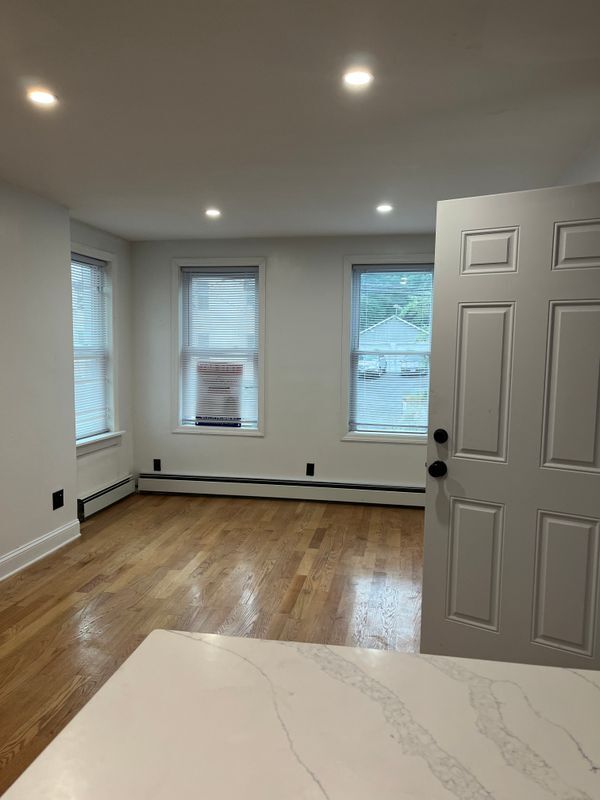 Photo - 39 Spruce St Unit 1