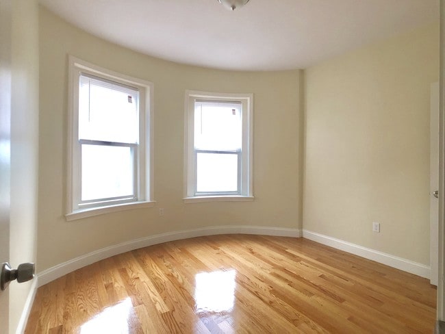 Photo - 52 Guild St Unit 2