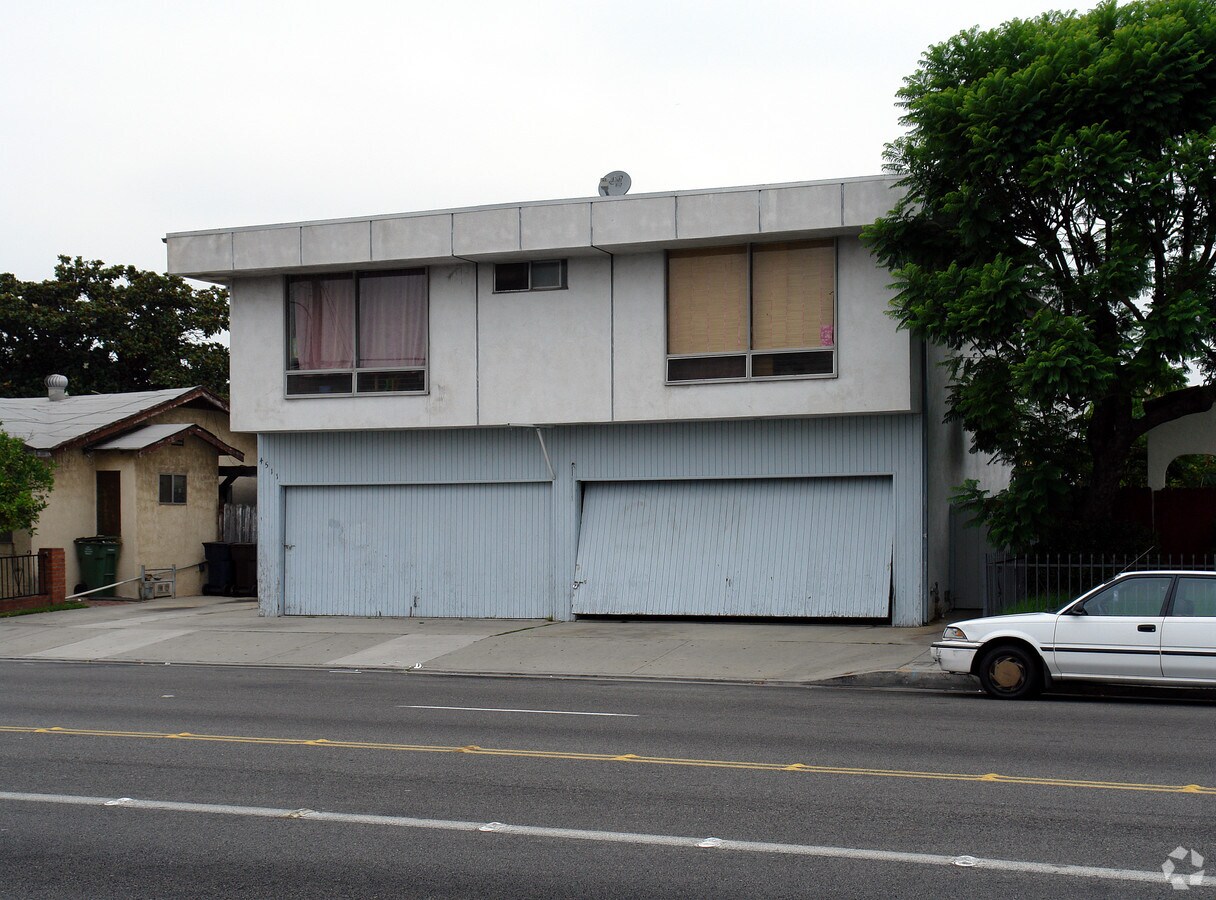 Photo - 4511 W 120th St