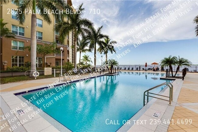 Building Photo - 2825 Palm Beach Blvd
