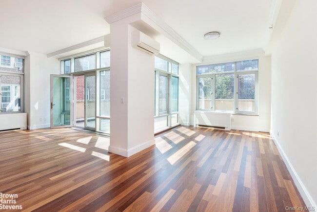 Building Photo - 3220 Arlington Ave Unit 3B Rental