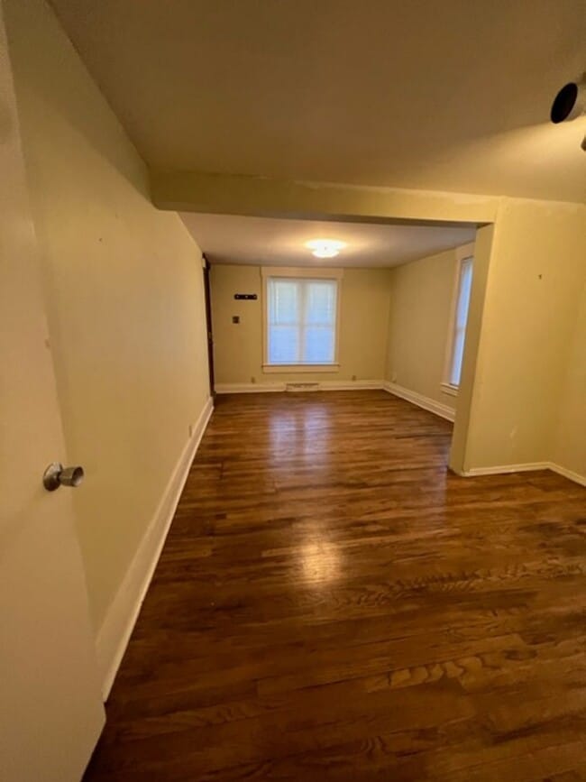 Photo - 536 Detroit St