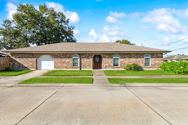 Metairie 3 Bedroom Walking Distance to Gir... - Metairie 3 Bedroom Walking Distance to Gir... House