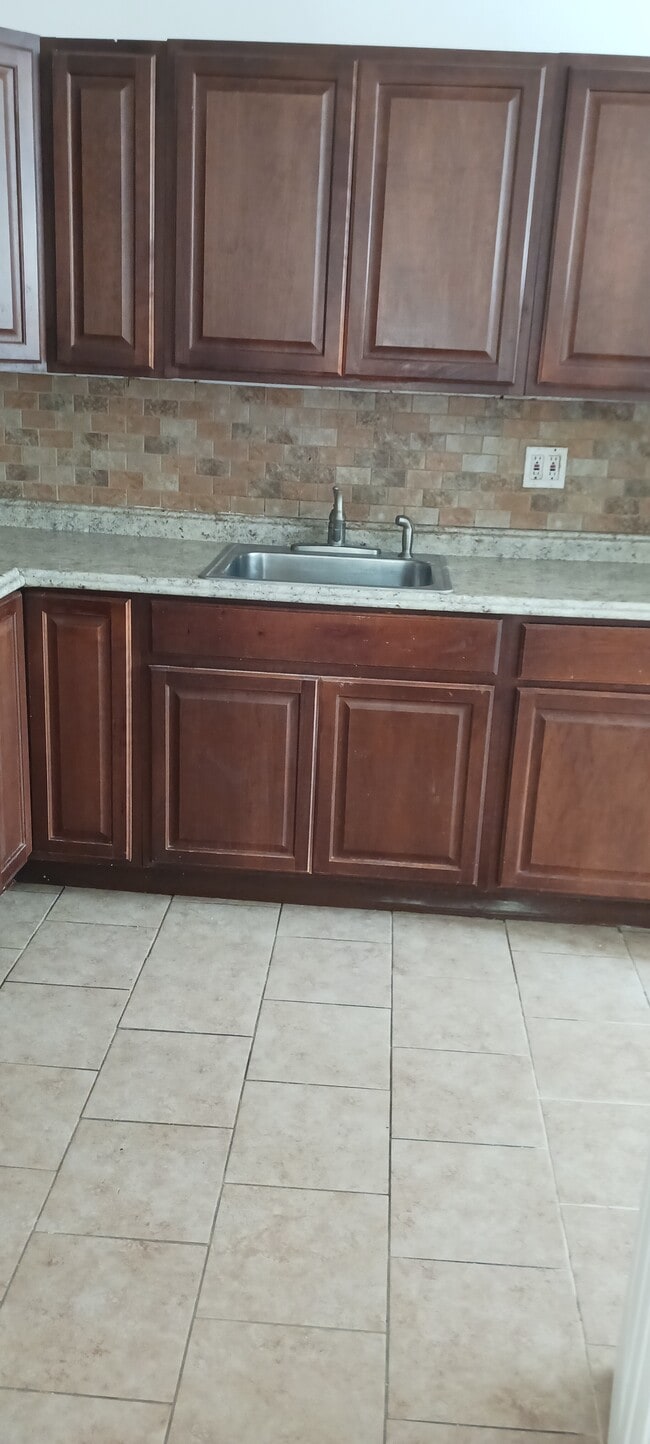 Photo - 267 Forrest St Unidad 1