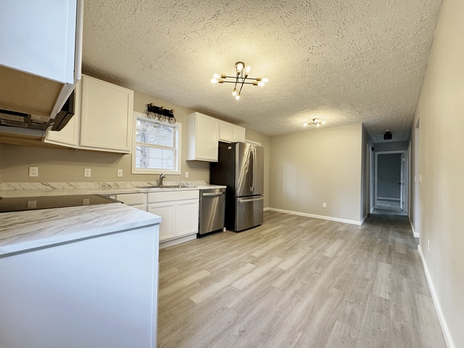 Photo - 220 Virginia Ave