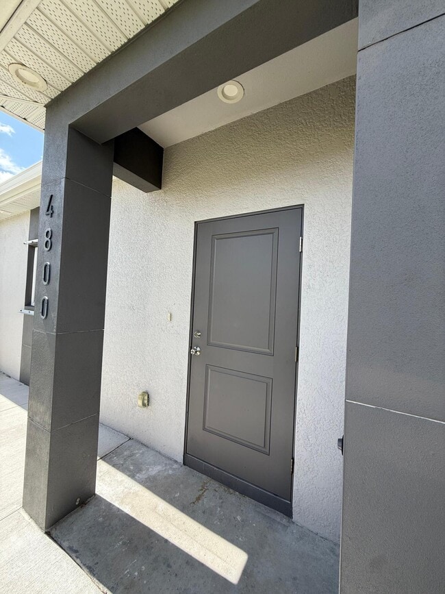 Photo - 4800 15th St SW