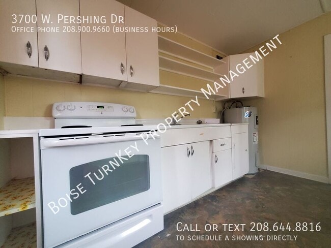 Photo - 3700 Pershing Dr