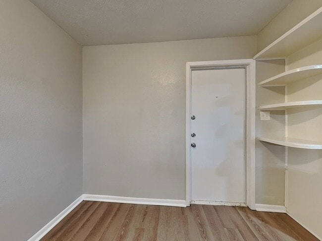 Photo - 743 S Iowa Ave