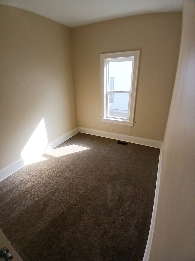 Photo - 1535 West St