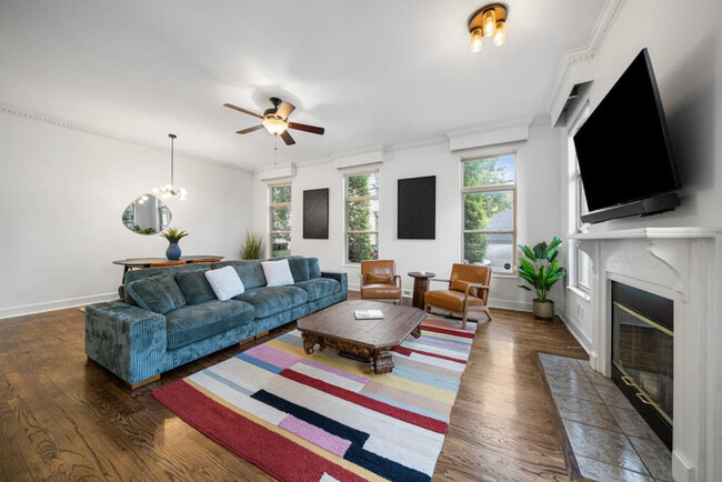 Photo - 411 Chestnut St Apartment Unit ID1056117P