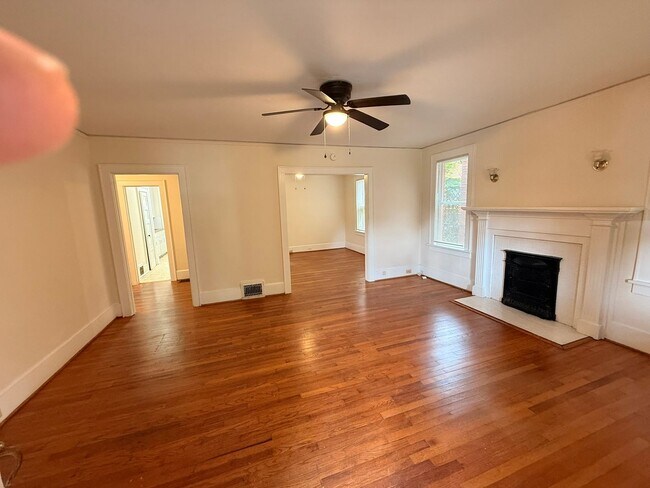 Photo - 1609-1609 Hollywood Dr Unit 1609 (downstairs)