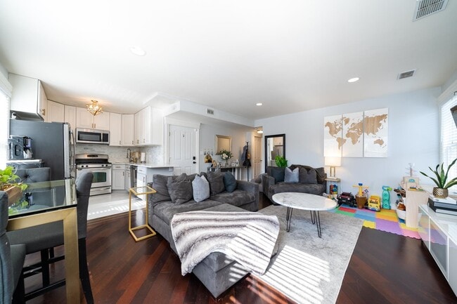 Photo - 60 Lafayette St Condo Unit 2