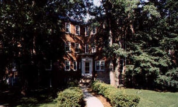 Locust Lane Apartments - Locust Lane Apartments