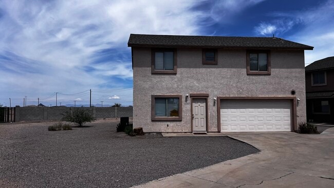 Photo - 1167 N Main St Casa
