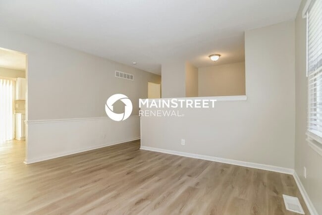 3 Bedroom Pet-Friendly Home in OLATHE, KS with Main Street Renewal