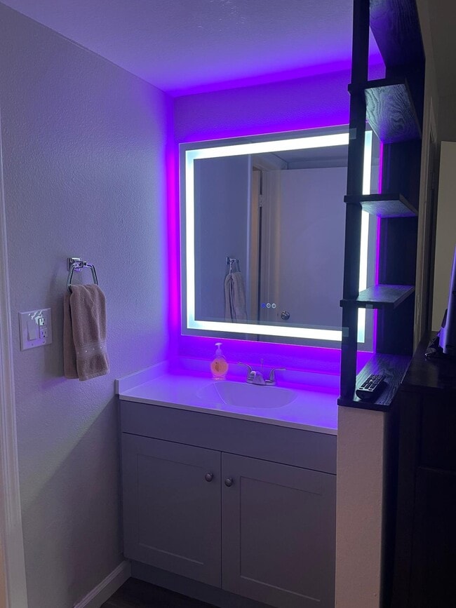 Photo - 533 W Guadalupe Rd Unit 2