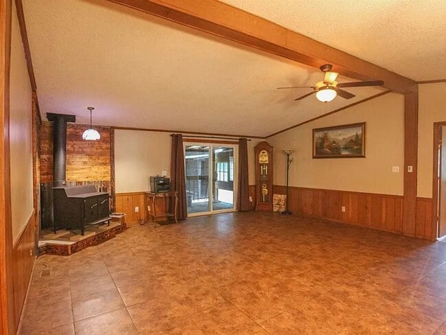 Photo - 20501 Shore Breeze Ln