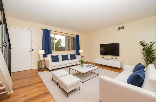 Building Photo - Two Weeks FREE Chula Vista Townhome 2 Bed 1 Bath with assigned parking, Refreshed w/prime amenities. Unit #6