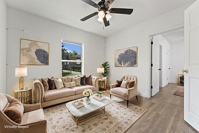 Building Photo - 3019 Florida St