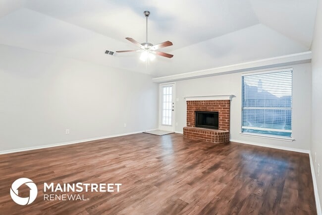 Photo - 1320 Greenfield Dr