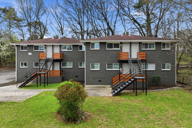Building Photo - Henry at Harvard