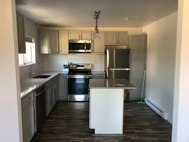 Photo - 1103 Spring St