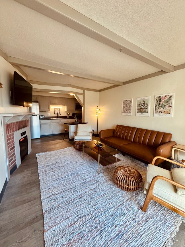 Photo - Lakewood Hills Apartments