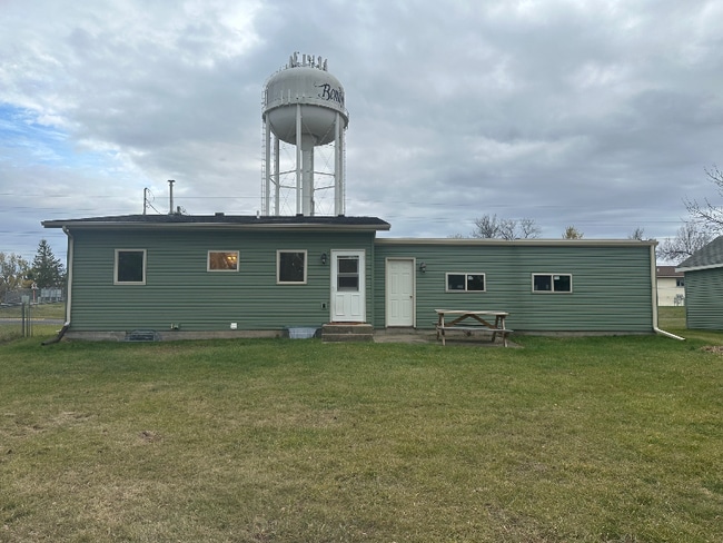 Photo - 1009 15th St NW