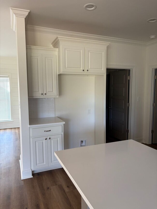 Photo - 141 N Buck Run Dr