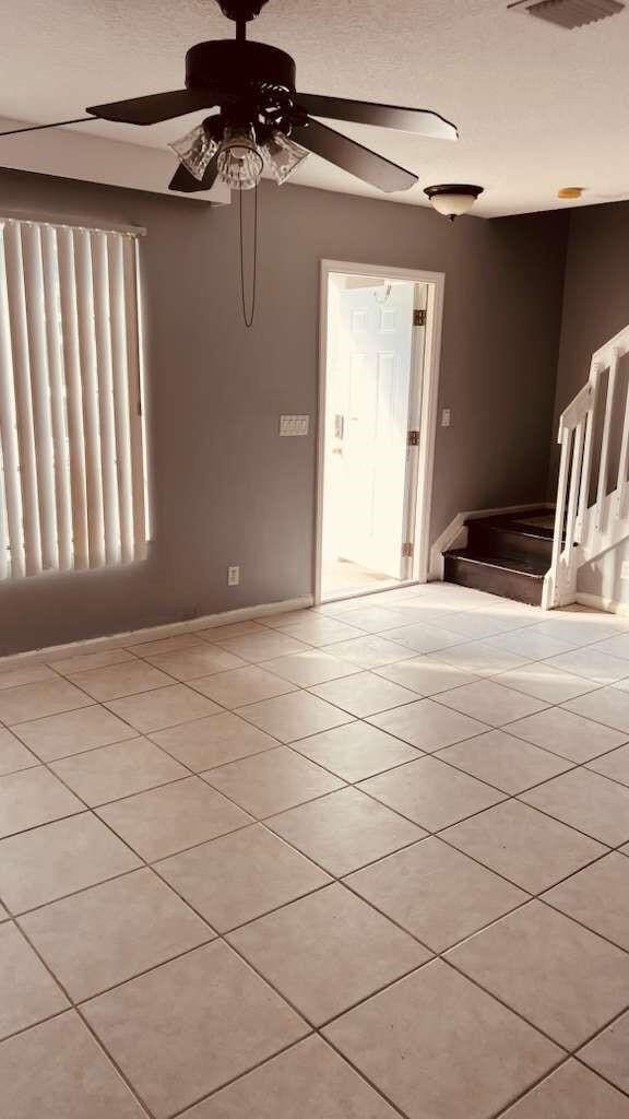 Photo - 4735 SW 14th St