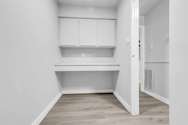 Photo - 11829 S Red Cedar Cir