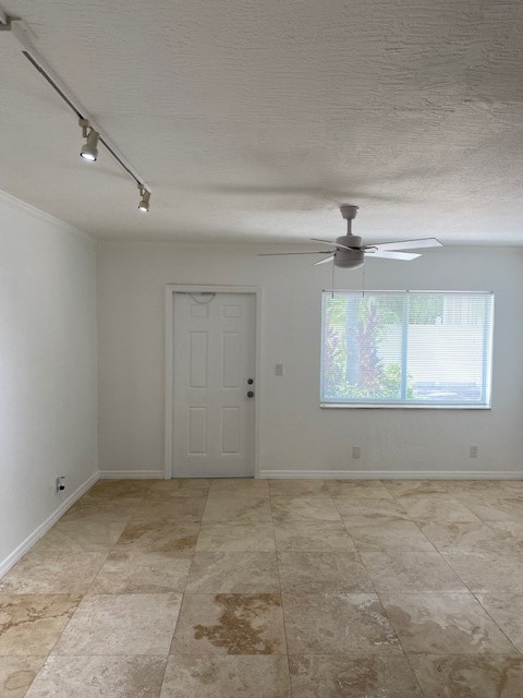 Building Photo - 1872 NE 46th St Rental