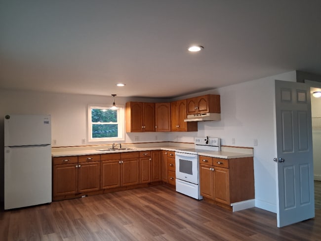 Photo - 17 Dickey Ln Unit 17A