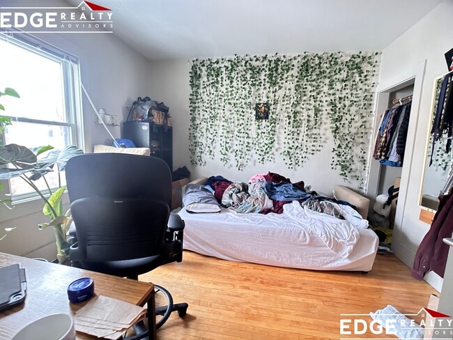 Photo - 23 Greylock Rd